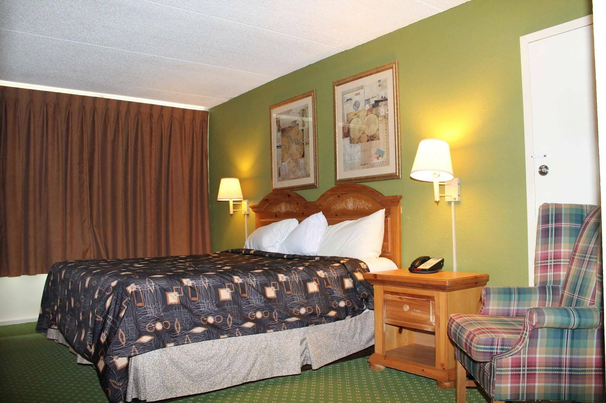 Travelers Inn Kingsland Exteriör bild